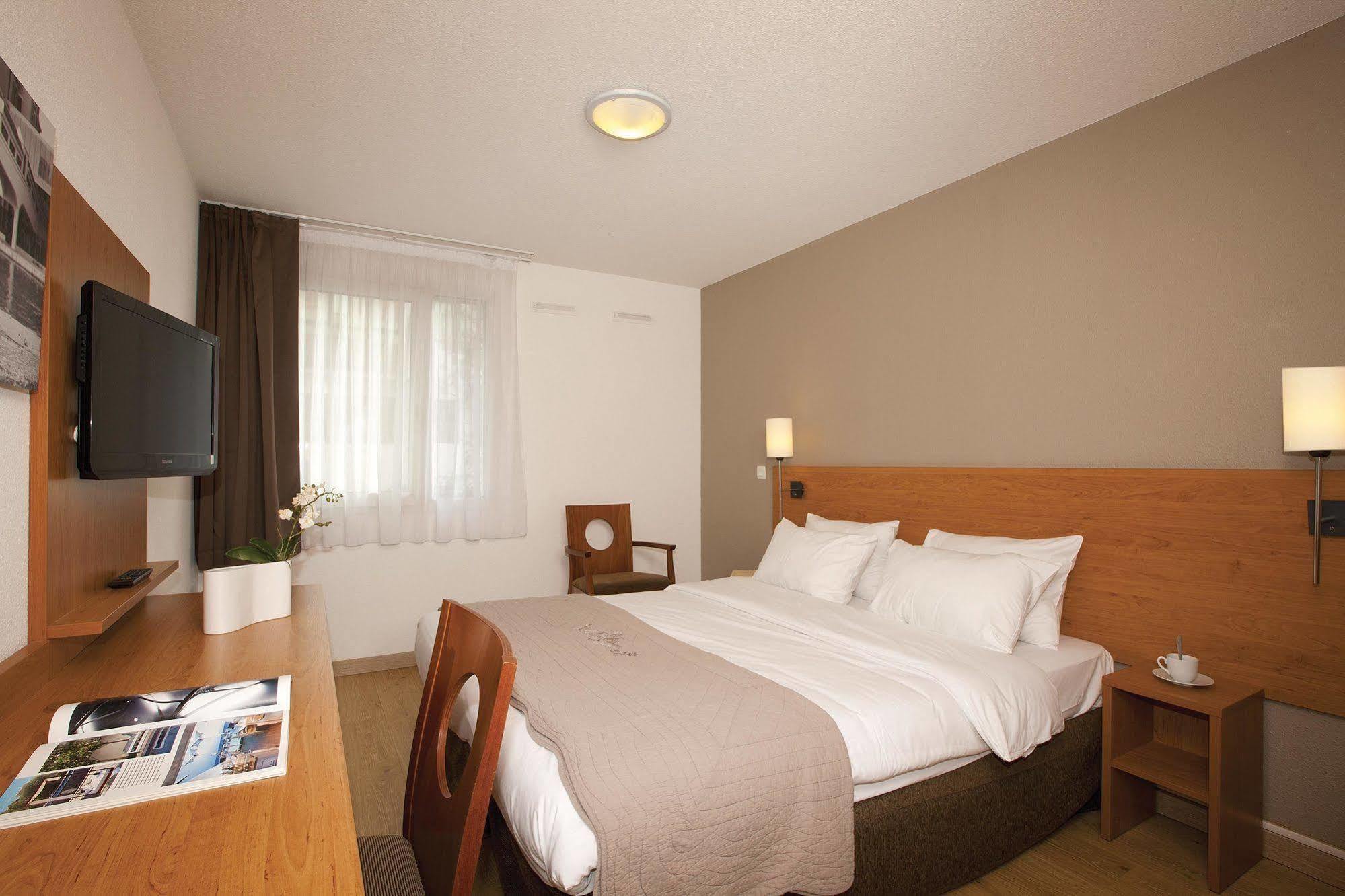 Sejours & Affaires Pantin Charles De Gaulle Aparthotel Εξωτερικό φωτογραφία